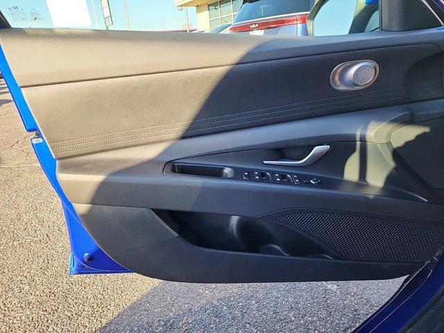 new 2025 Hyundai ELANTRA HEV car, priced at $25,845