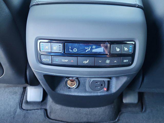 new 2025 Hyundai Palisade car, priced at $52,104