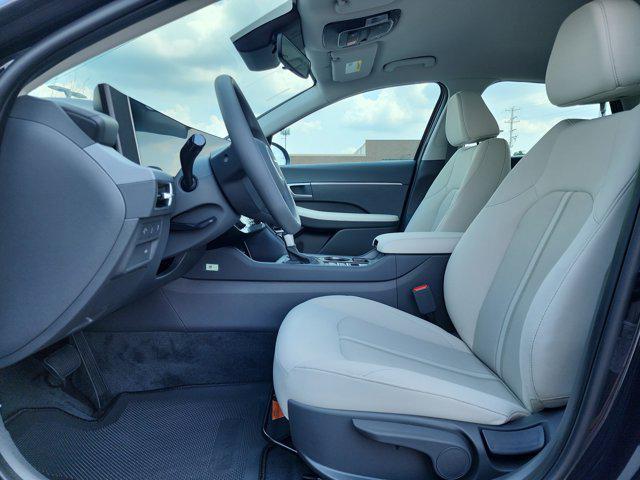 new 2025 Hyundai Sonata car, priced at $26,060
