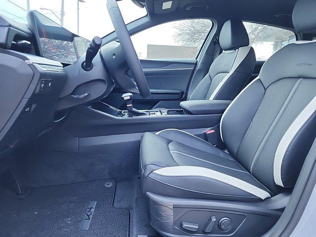 new 2025 Kia K5 car, priced at $27,511