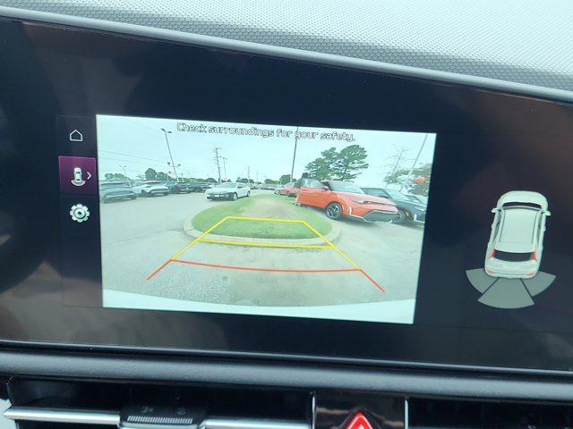 new 2025 Kia Niro car, priced at $28,396