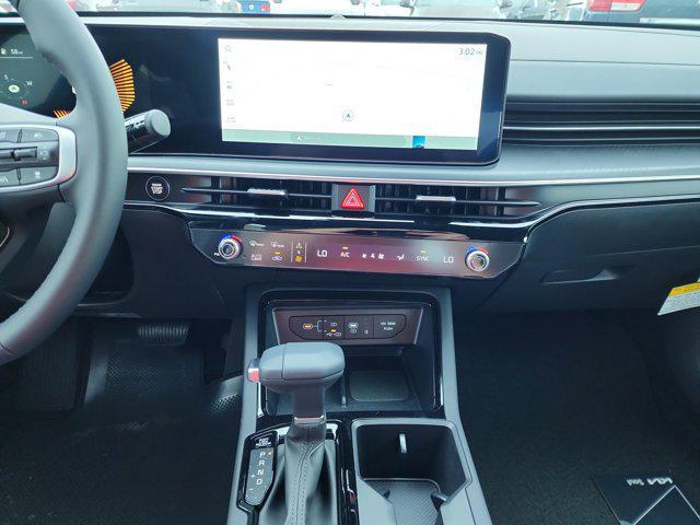 new 2025 Kia K5 car, priced at $27,970