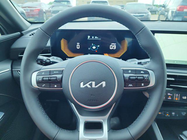 new 2025 Kia K5 car, priced at $27,970