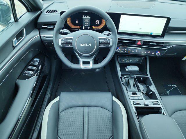 new 2025 Kia K5 car, priced at $27,970