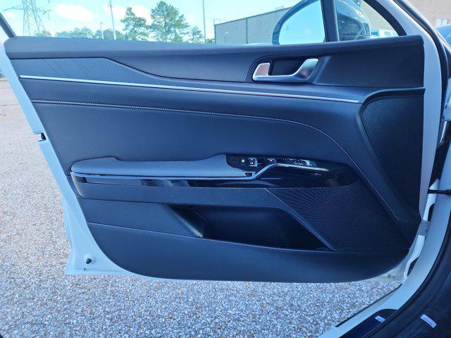 new 2025 Kia K5 car, priced at $27,158
