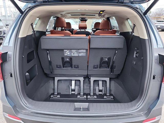 new 2025 Kia Carnival Hybrid car, priced at $53,255