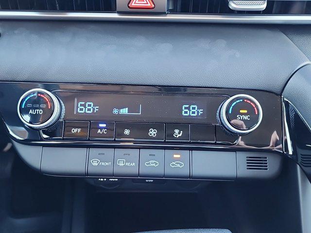 new 2025 Hyundai ELANTRA HEV car, priced at $24,275