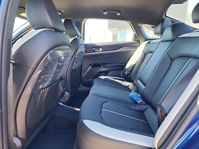 new 2025 Kia K5 car, priced at $27,291