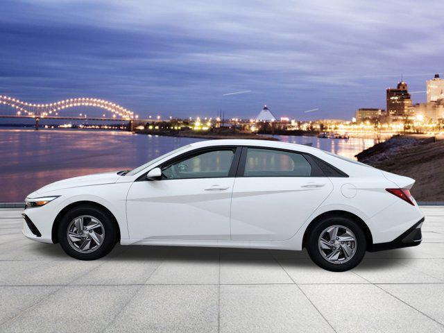 new 2025 Hyundai Elantra car