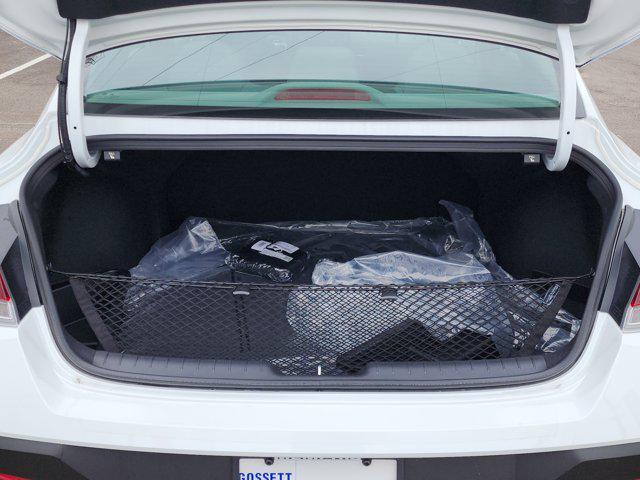 new 2025 Hyundai Elantra car