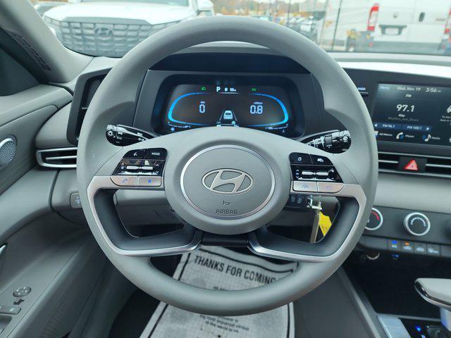 new 2025 Hyundai Elantra car