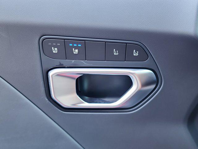 new 2025 Kia K4 car, priced at $27,244