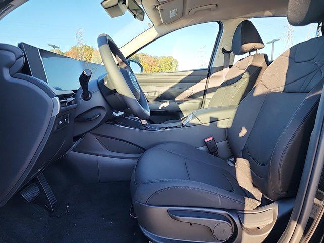 new 2025 Hyundai Tucson car, priced at $28,090