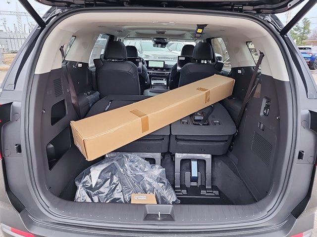 new 2025 Kia Carnival Hybrid car, priced at $52,720