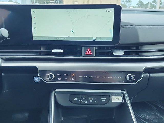 new 2025 Kia Carnival Hybrid car, priced at $52,720