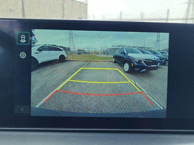 new 2025 Kia Sorento car, priced at $34,414