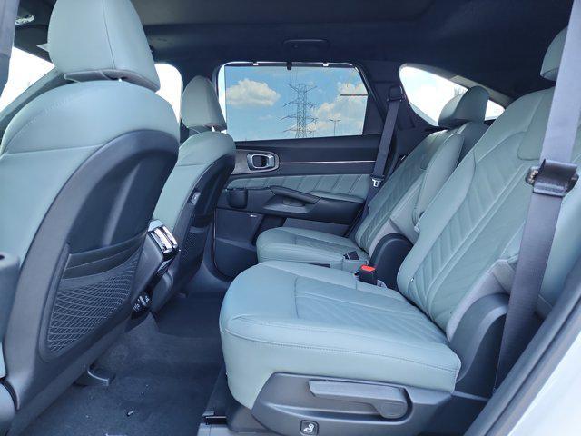 new 2025 Kia Sorento car, priced at $43,187