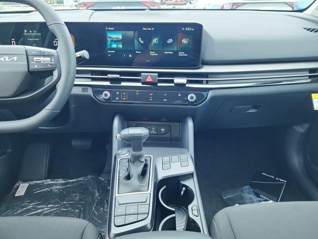 new 2026 Kia Sportage car, priced at $29,021