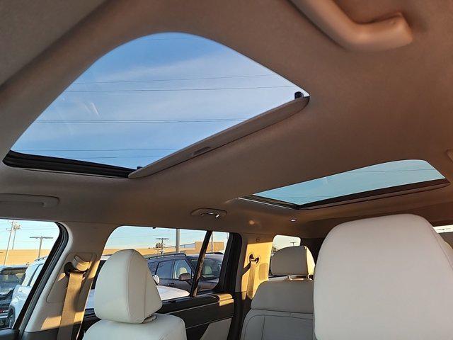 new 2025 Hyundai Santa Fe car, priced at $40,999