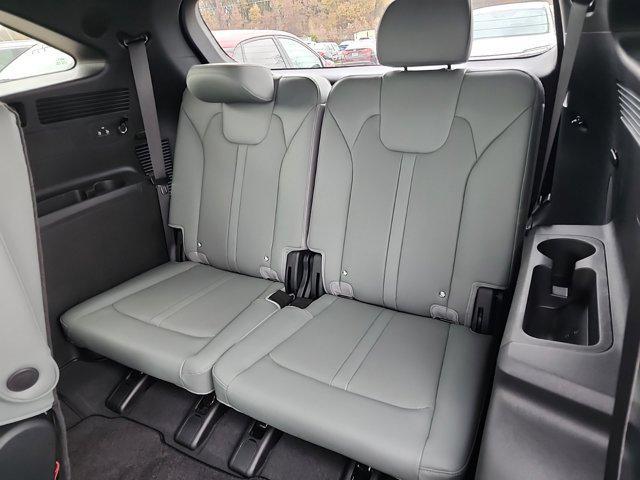 new 2025 Kia Sorento car, priced at $44,025