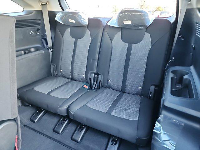 new 2025 Kia Sorento car, priced at $29,911