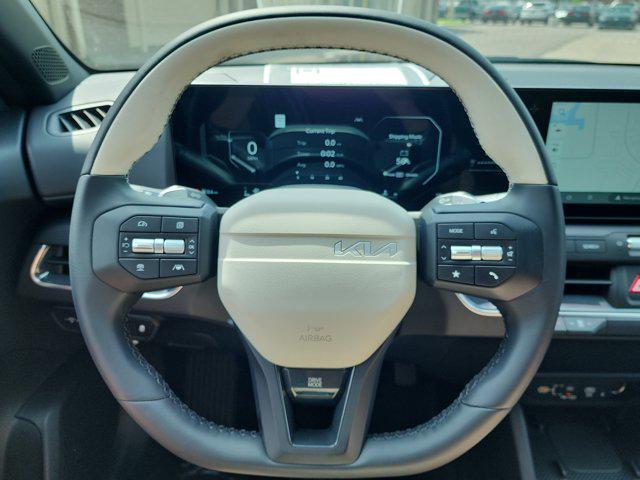 new 2025 Kia K4 car, priced at $25,743
