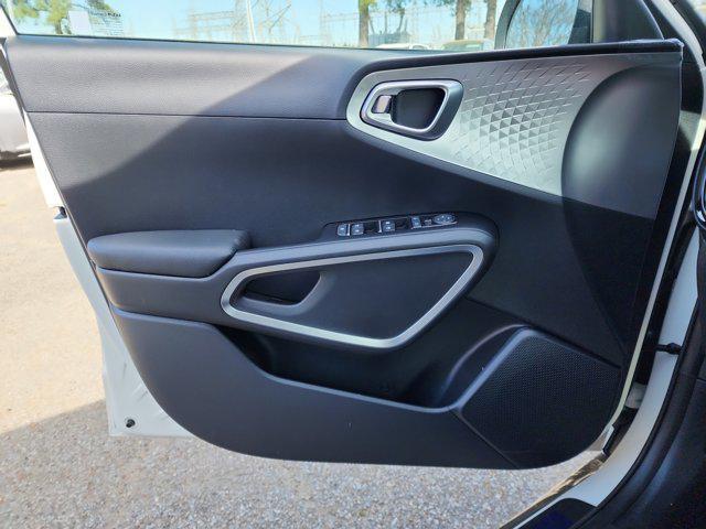 new 2025 Kia Soul car, priced at $23,288