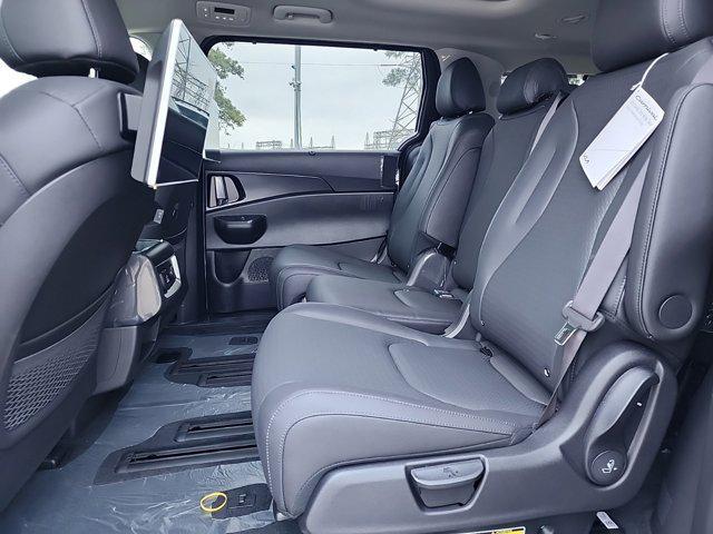 new 2025 Kia Carnival Hybrid car, priced at $53,392