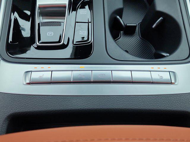 new 2026 Kia Carnival Hybrid car, priced at $43,879