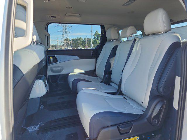 new 2026 Kia Carnival Hybrid car, priced at $43,726