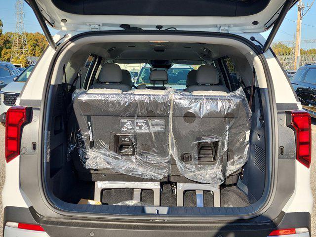 new 2026 Kia Carnival Hybrid car, priced at $43,726