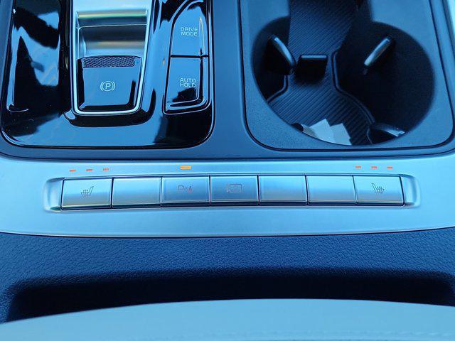 new 2026 Kia Carnival Hybrid car, priced at $43,726