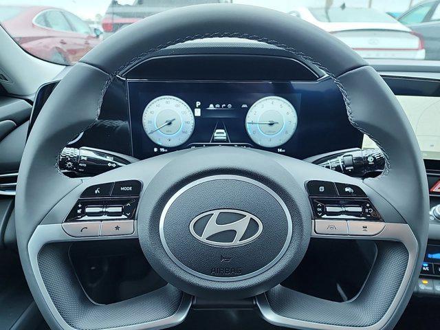 new 2025 Hyundai Elantra car