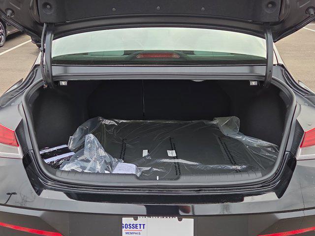 new 2026 Hyundai ELANTRA HEV car, priced at $30,577