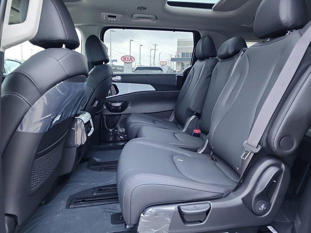 new 2025 Kia Carnival car, priced at $52,755