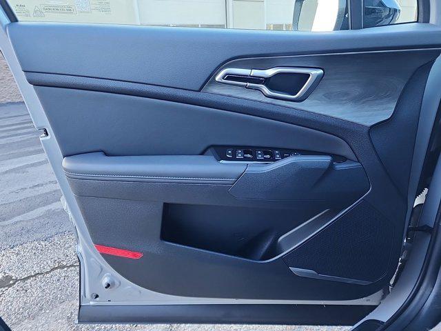 new 2025 Kia Sportage car, priced at $33,535