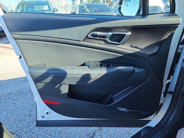 new 2026 Kia Sportage Hybrid car, priced at $40,119