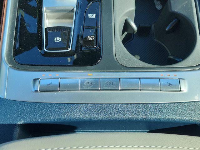 new 2026 Kia Carnival Hybrid car, priced at $43,568