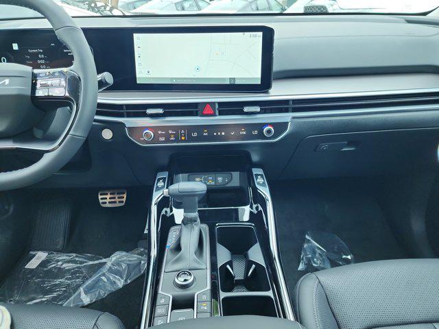 new 2026 Kia Sorento car, priced at $40,181
