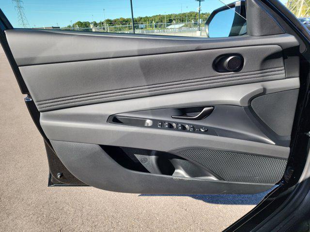 new 2026 Hyundai ELANTRA HEV car, priced at $28,251