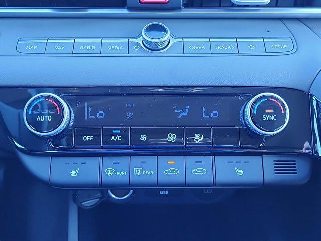 new 2025 Hyundai Elantra car, priced at $25,604