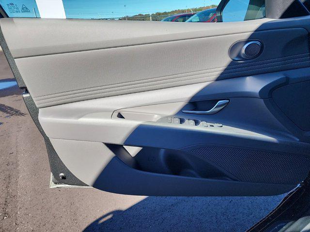 new 2025 Hyundai Elantra car, priced at $25,604