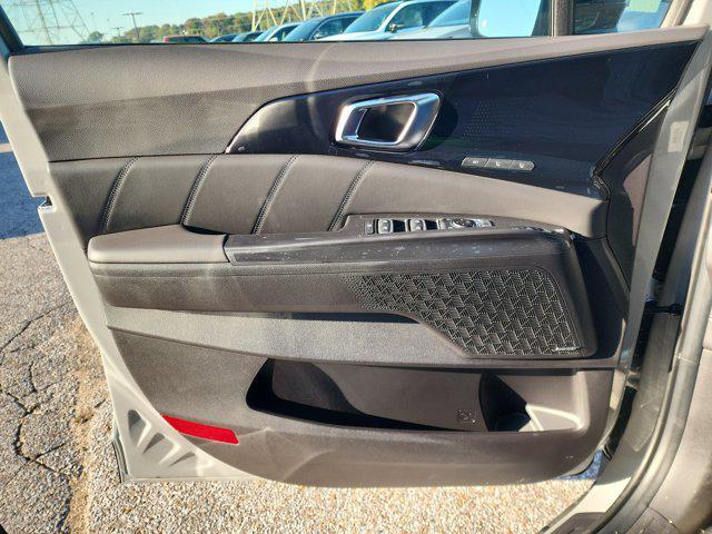 new 2026 Kia Carnival car, priced at $52,125