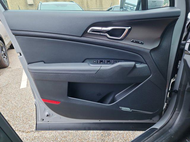 new 2026 Kia Sportage Hybrid car, priced at $40,382