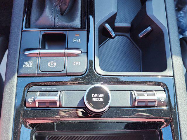 new 2025 Kia K5 car, priced at $28,542