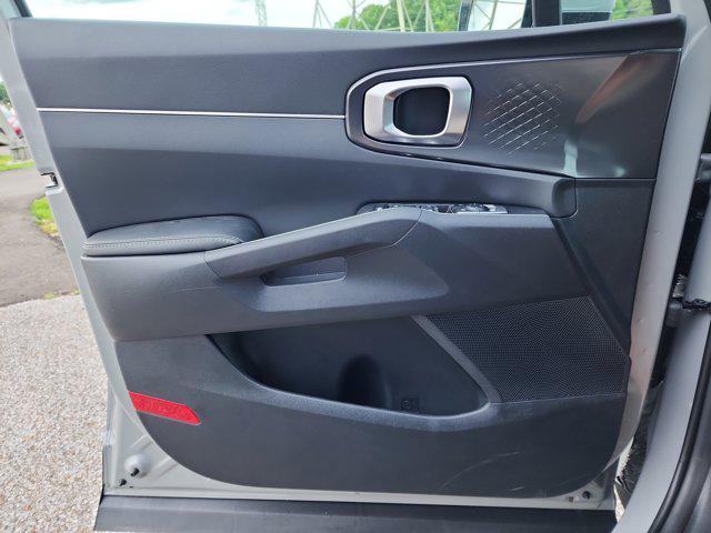 new 2025 Kia Sorento car, priced at $35,384