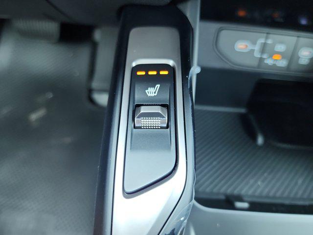 new 2025 Kia Sorento car, priced at $35,384