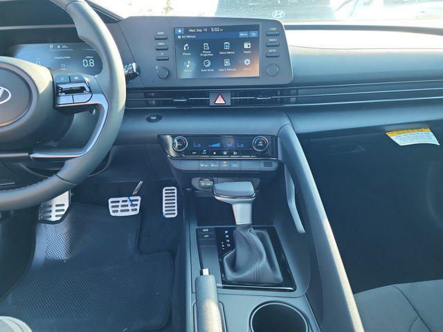 new 2025 Hyundai Elantra car