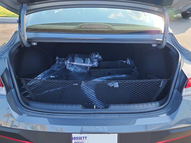 new 2025 Hyundai Elantra car