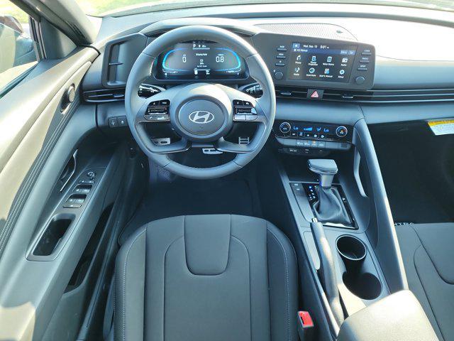 new 2025 Hyundai Elantra car